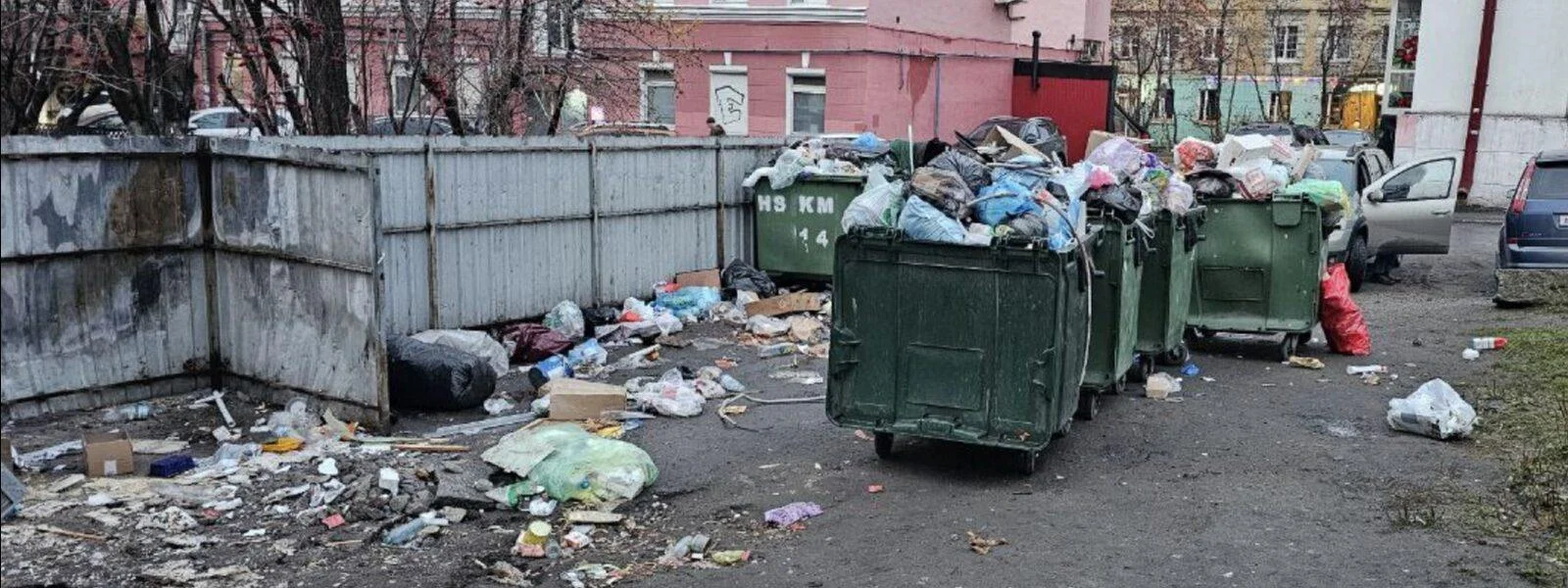 Центр Мурманска снова утопает в&nbsp;мусоре