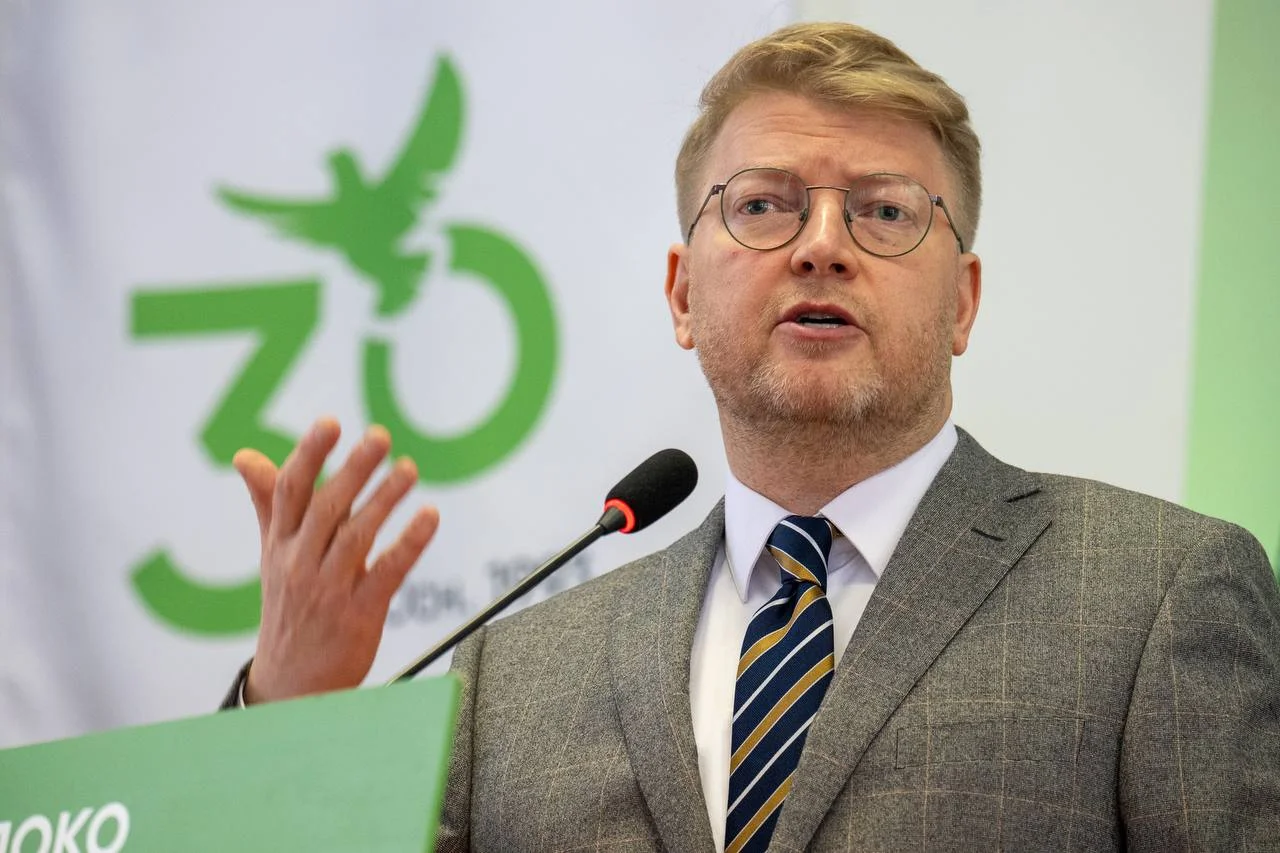 Кандидатов от&nbsp;«Яблока» убирают к&nbsp;сентябрьским выборам